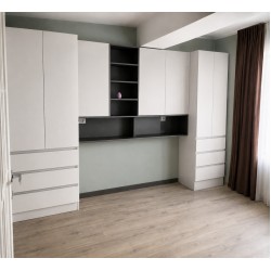 Dulap pentru dormitor cu spațiu pentru pat   A-99